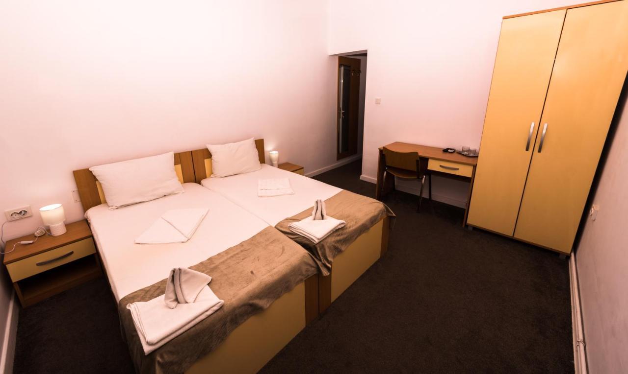 Manea Orsova Hotel Kültér fotó