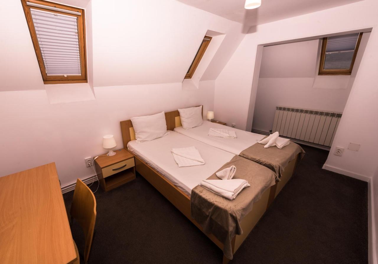 Manea Orsova Hotel Kültér fotó