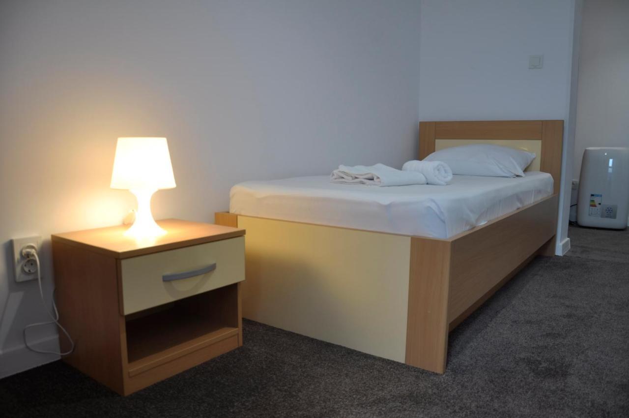 Manea Orsova Hotel Kültér fotó