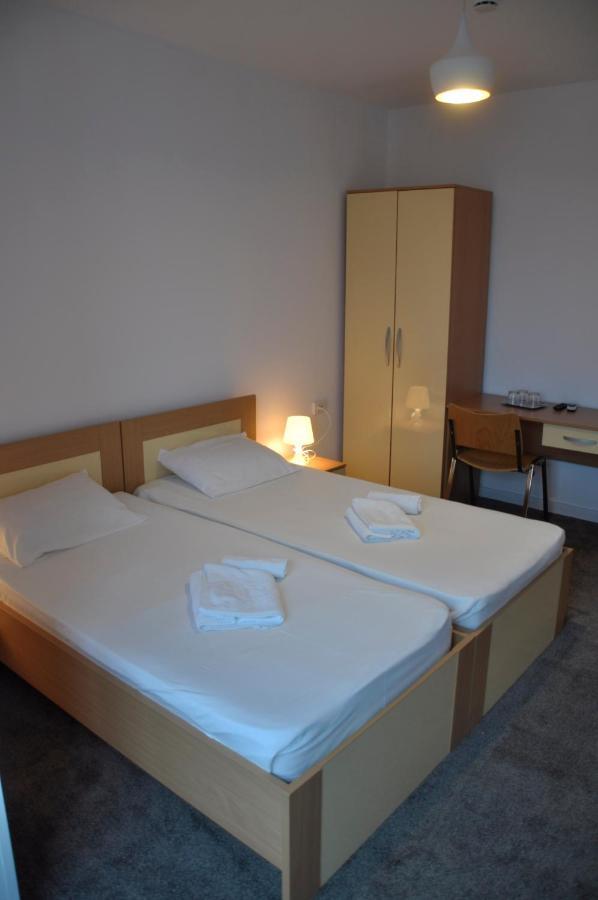Manea Orsova Hotel Kültér fotó