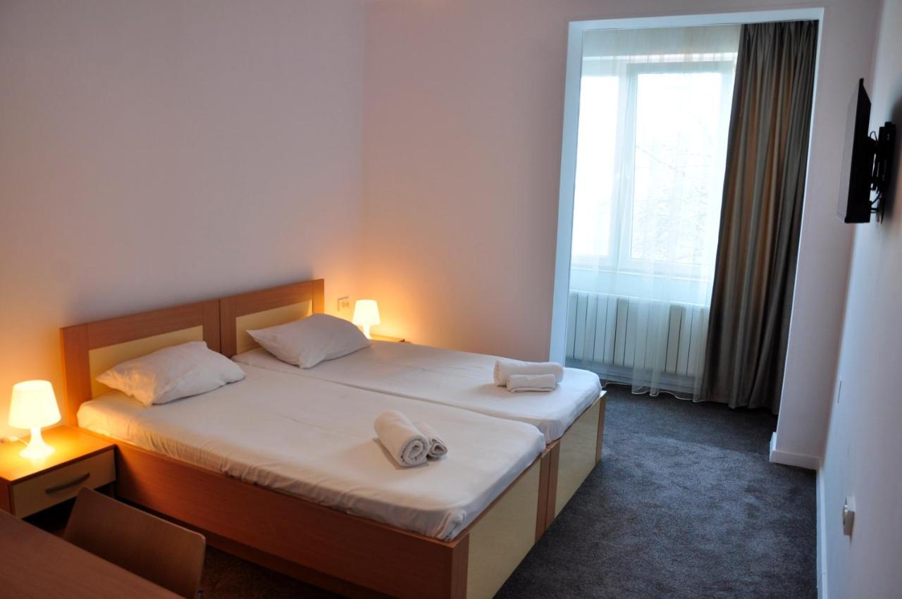 Manea Orsova Hotel Kültér fotó