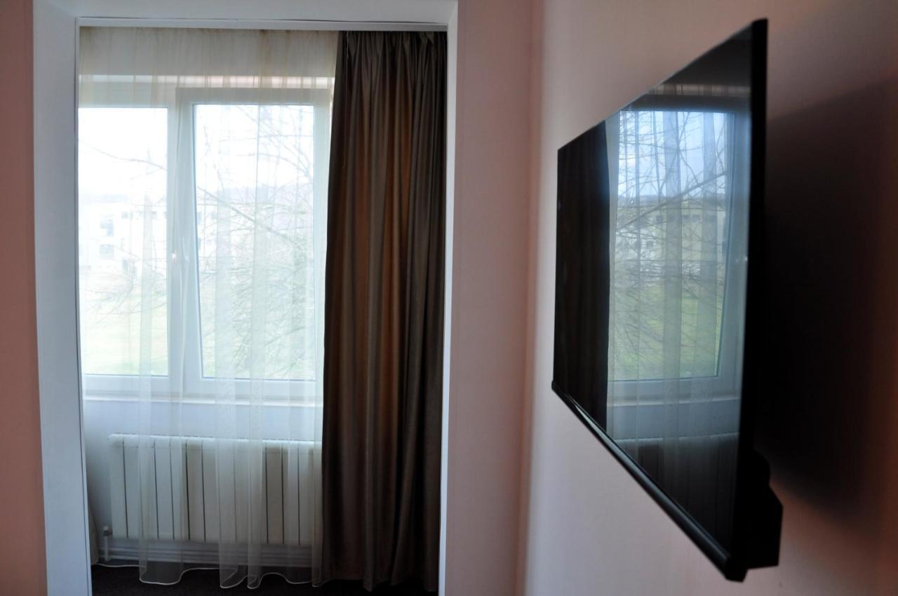 Manea Orsova Hotel Kültér fotó