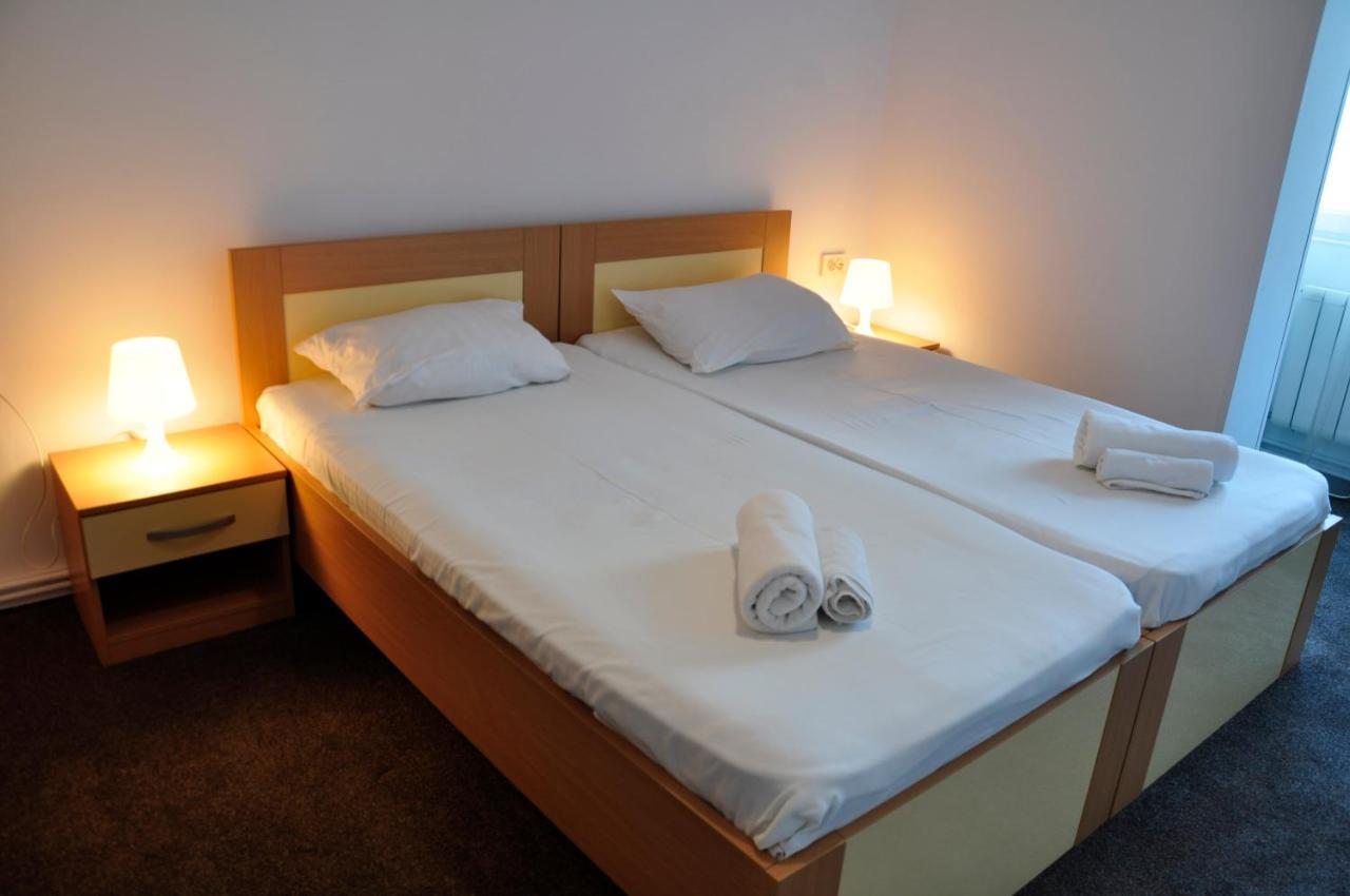 Manea Orsova Hotel Kültér fotó